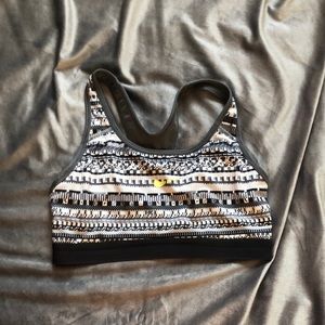 I’m selling this Nike sports bra!
